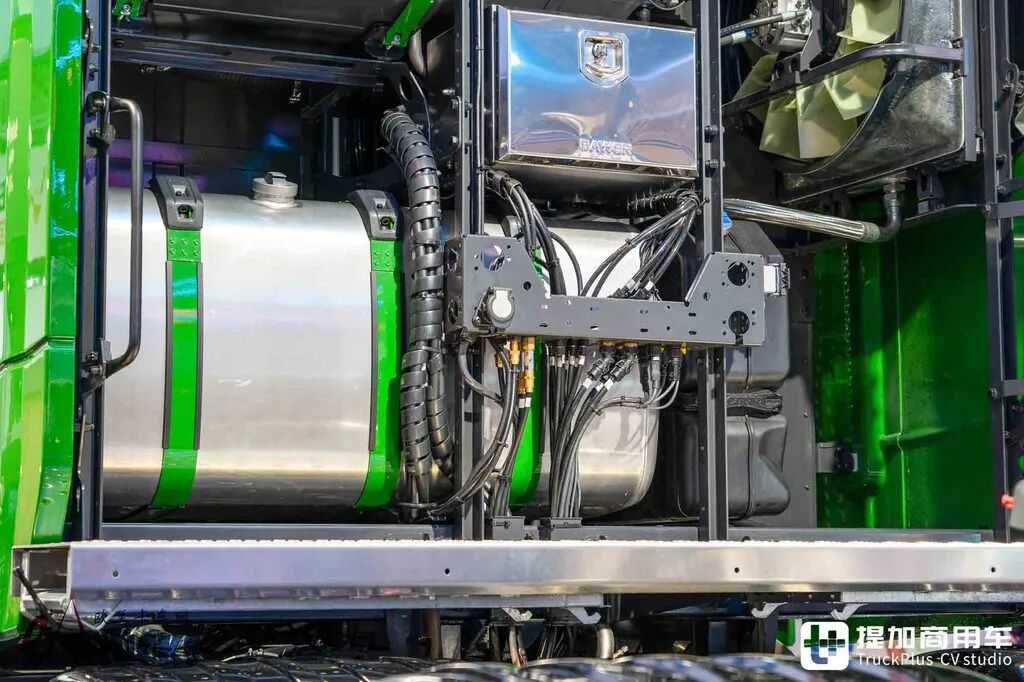 2026IAA:斯堪尼亚千吨王来了!8×6驱动配770匹V8机,770 S大件牵引车深度实拍评测 - 第21张 - 提加商用车网 2026IAA:斯堪尼亚千吨王来了!8×6驱动配770匹V8机,770 S大件牵引车深度实拍评测 - 第21张
