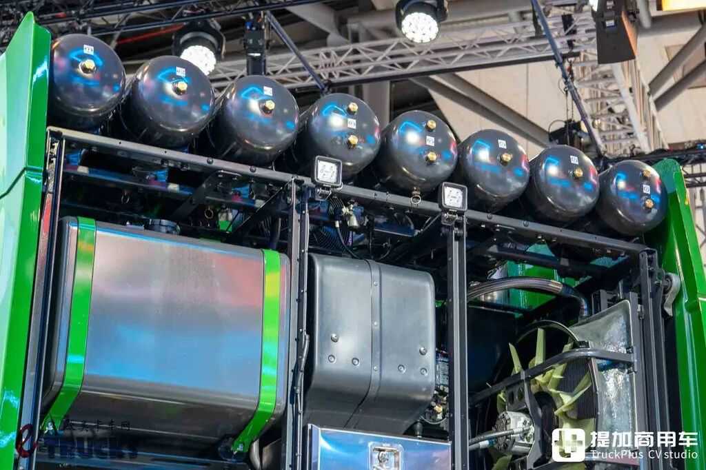 2026IAA:斯堪尼亚千吨王来了!8×6驱动配770匹V8机,770 S大件牵引车深度实拍评测 - 第22张 - 提加商用车网 2026IAA:斯堪尼亚千吨王来了!8×6驱动配770匹V8机,770 S大件牵引车深度实拍评测 - 第22张