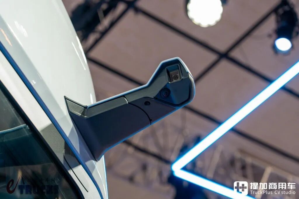 2026IAA：全新前脸、隐藏门把手，还有电子后视镜？斯堪尼亚新款Dynamic 430 R牵引车深度实拍评测 - 第9张