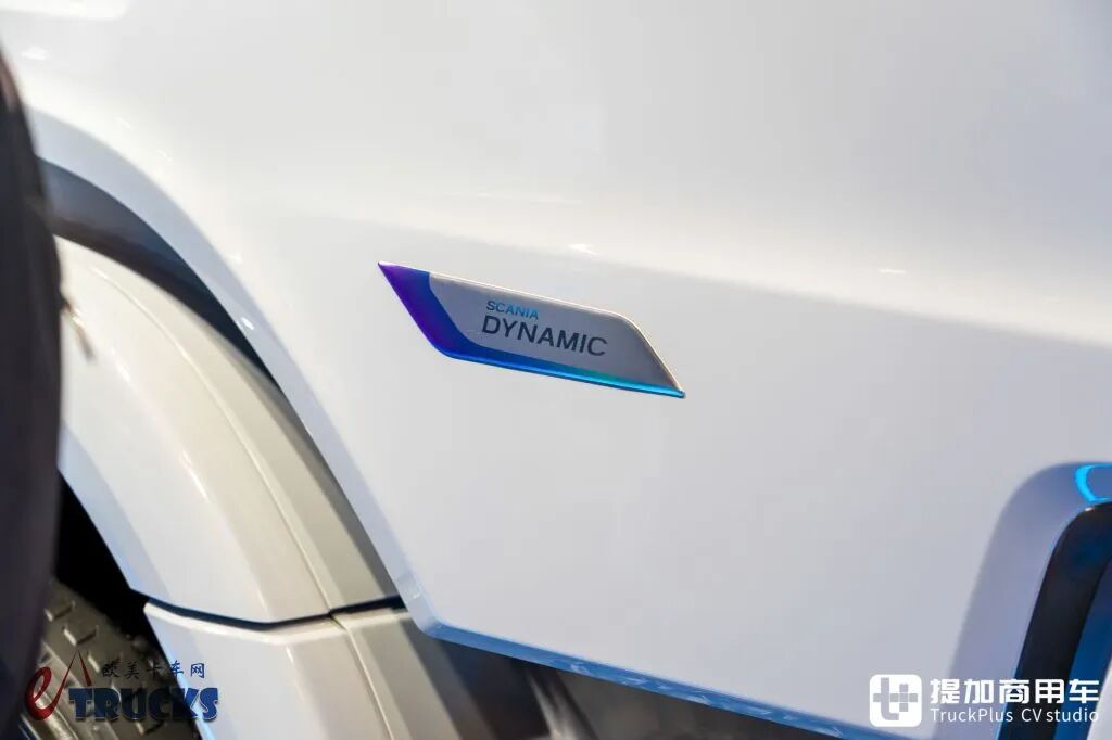 2026IAA：全新前脸、隐藏门把手，还有电子后视镜？斯堪尼亚新款Dynamic 430 R牵引车深度实拍评测 - 第14张