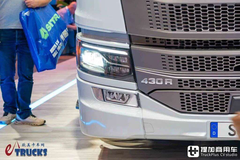 2026IAA：全新前脸、隐藏门把手，还有电子后视镜？斯堪尼亚新款Dynamic 430 R牵引车深度实拍评测 - 第16张