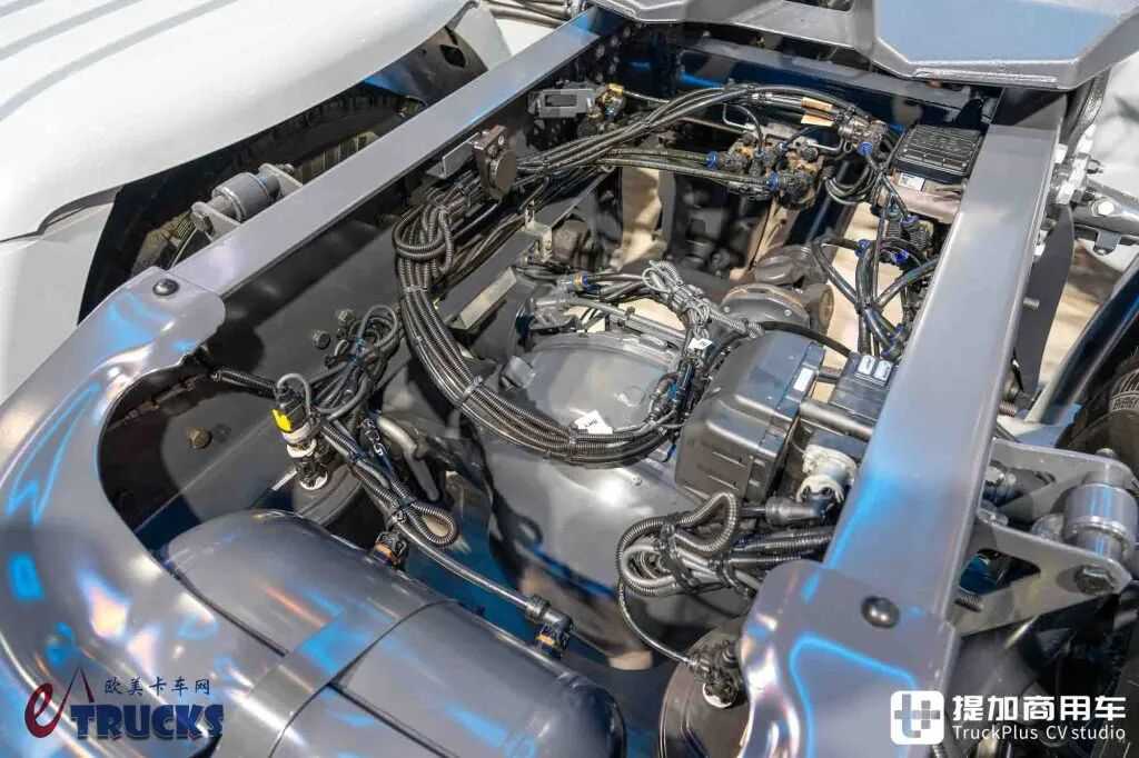 2026IAA：全新前脸、隐藏门把手，还有电子后视镜？斯堪尼亚新款Dynamic 430 R牵引车深度实拍评测 - 第19张