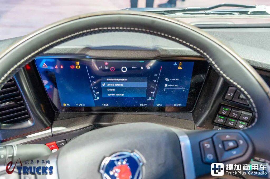 2026IAA：全新前脸、隐藏门把手，还有电子后视镜？斯堪尼亚新款Dynamic 430 R牵引车深度实拍评测 - 第22张