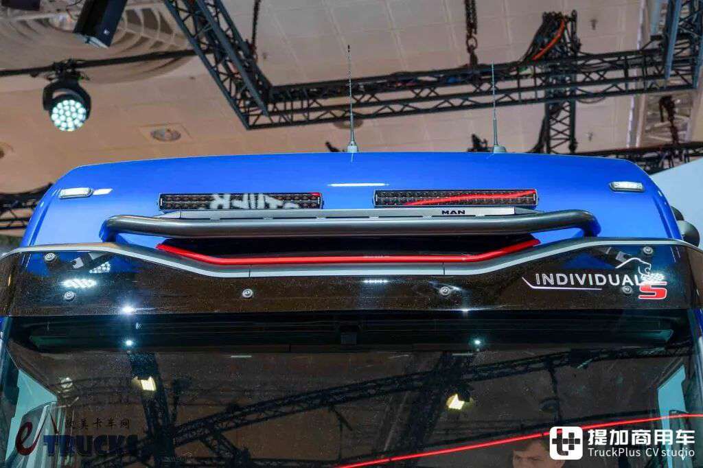 2026IAA:续航720公里!前脸加长12厘米,还带OK窗?曼恩新款eTGX电动重卡实拍 - 第13张 - 提加商用车网 2026IAA:续航720公里!前脸加长12厘米,还带OK窗?曼恩新款eTGX电动重卡实拍 - 第13张