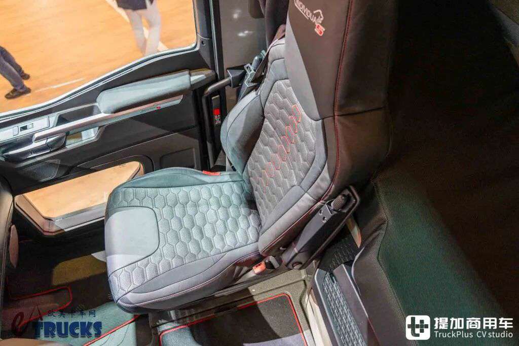 2026IAA:续航720公里!前脸加长12厘米,还带OK窗?曼恩新款eTGX电动重卡实拍 - 第27张 - 提加商用车网 2026IAA:续航720公里!前脸加长12厘米,还带OK窗?曼恩新款eTGX电动重卡实拍 - 第27张