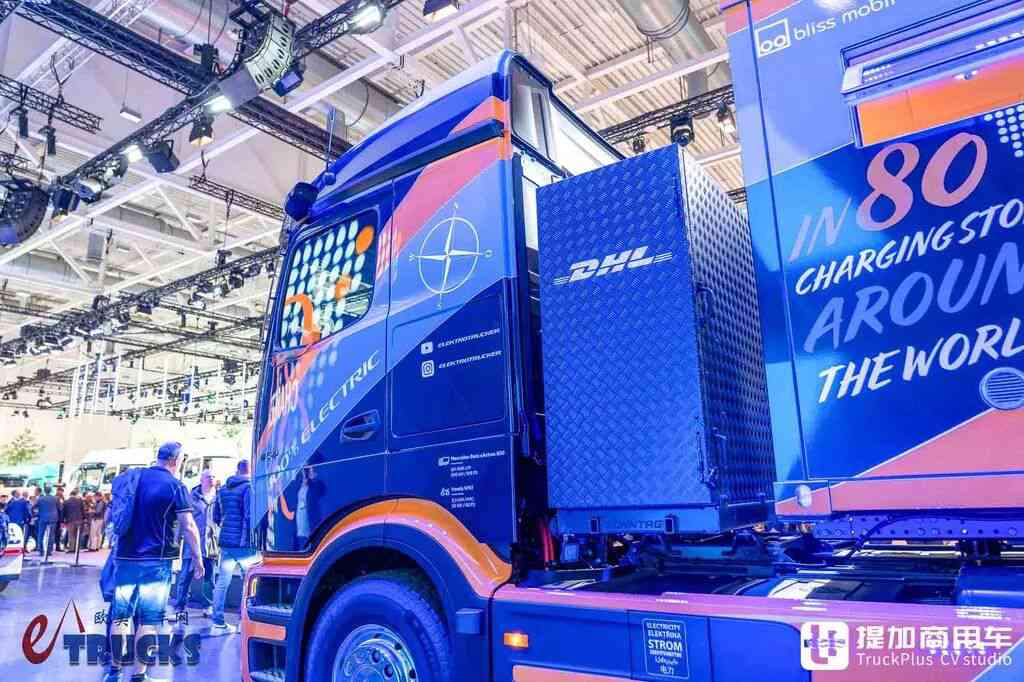 2026IAA:会来中国!化身房车还带越野摩托,奔驰eActros 600开启环球80充挑战 - 第12张 - 提加商用车网 2026IAA:会来中国!化身房车还带越野摩托,奔驰eActros 600开启环球80充挑战 - 第12张