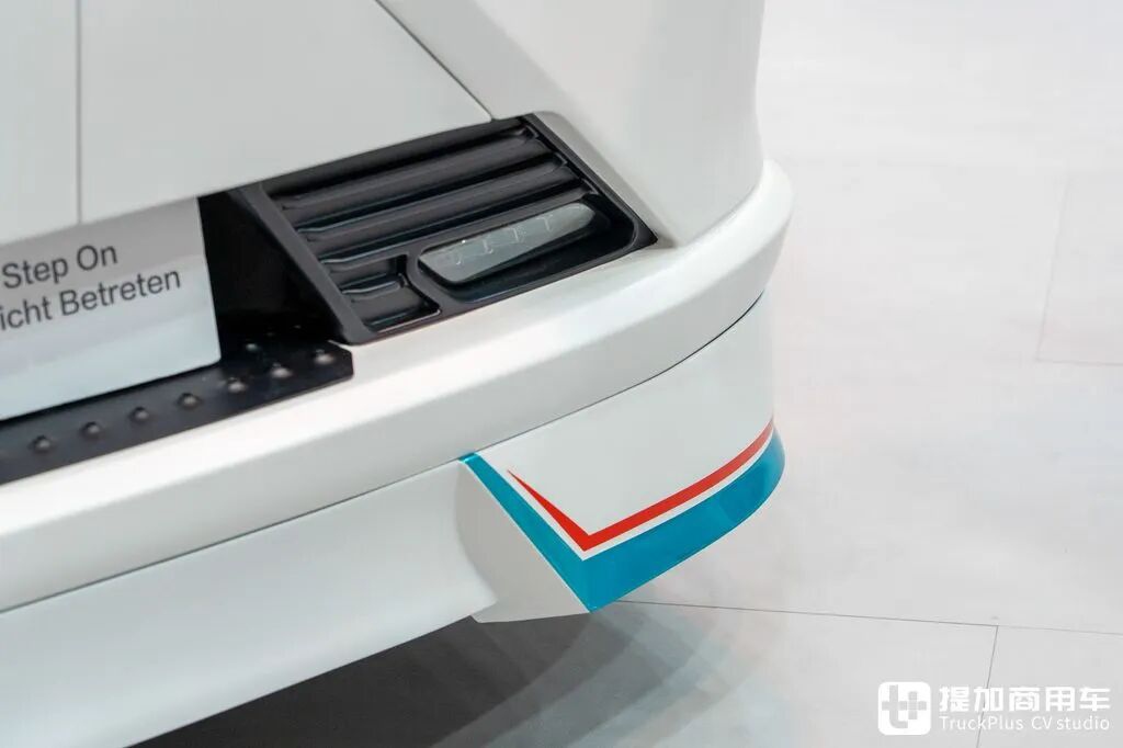 2026IAA：千匹电驱+兆瓦超充，还有五星安全！比亚迪 ETT 44纯电动牵引车全解析 - 第5张