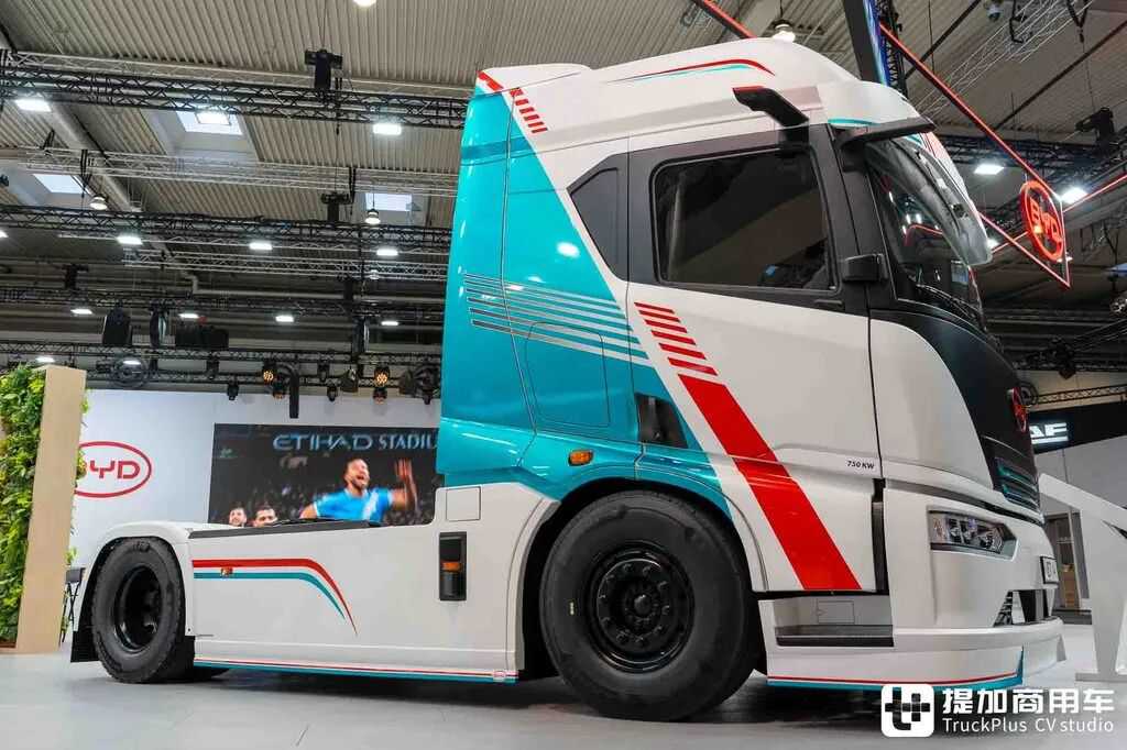 2026IAA：千匹电驱+兆瓦超充，还有五星安全！比亚迪 ETT 44纯电动牵引车全解析 - 第7张