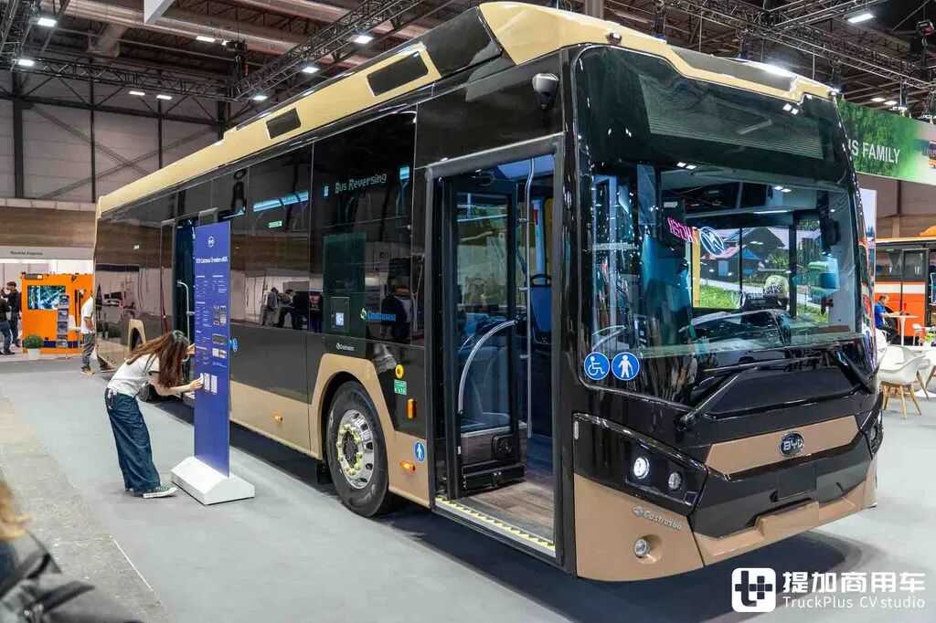 海格、宇通、比亚迪商用车、吉利远程同台亮相，带你看FIAA 2026马德里客车展上的中国军团 - 第16张
