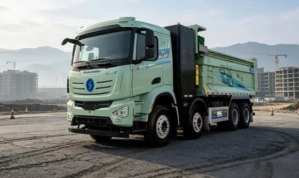 德龙H6000E新能源自卸车，IP68硬核防水，制动距离更短 ，工地渣土随便造！ - 第3张