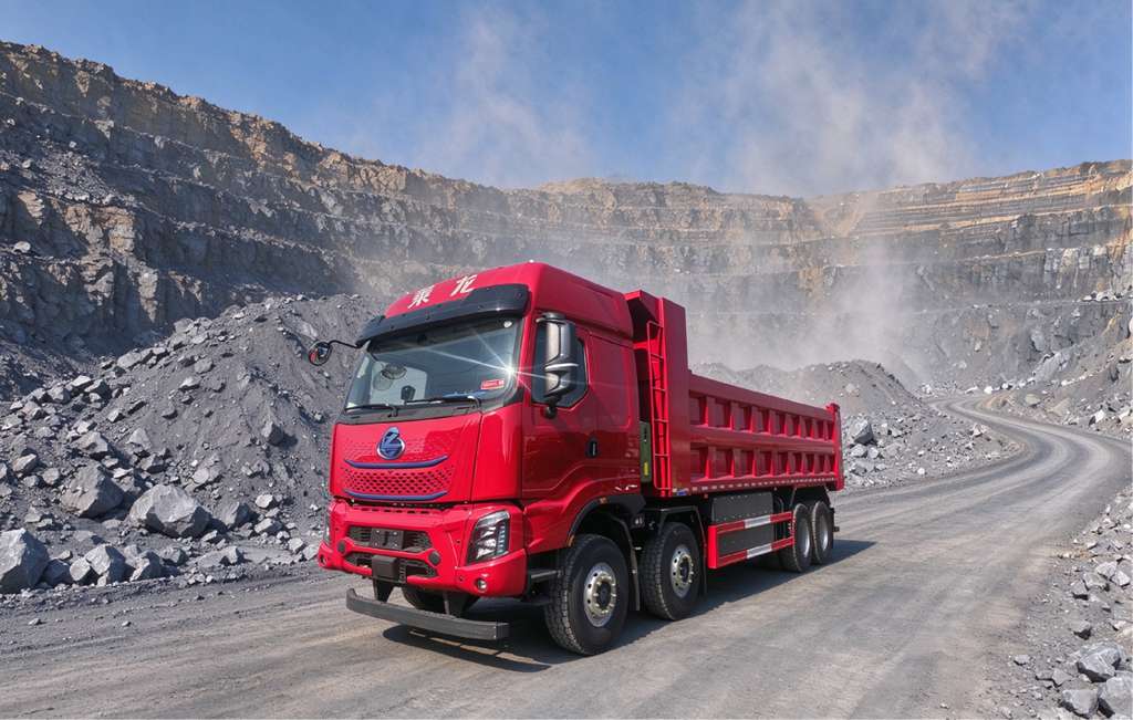 600度大电量加持!工程运输就选乘龙H7 Pro 8×4纯电自卸车 - 第1张 - 提加商用车网 600度大电量加持!工程运输就选乘龙H7 Pro 8×4纯电自卸车 - 第1张