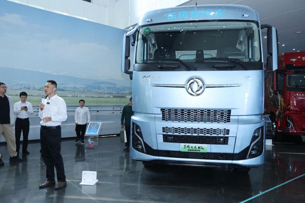 东风商用车“绿智新境”媒体创享会 深度展现技术硬实力 - 第3张