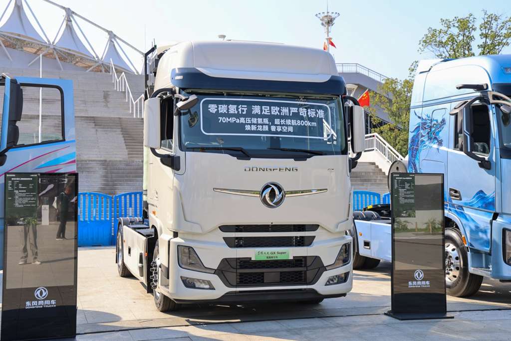 跨越零碳干线的“临界点”:东风天龙GX Super氢能牵引车深度实拍 - 第12张 - 提加商用车网 跨越零碳干线的“临界点”:东风天龙GX Super氢能牵引车深度实拍 - 第12张