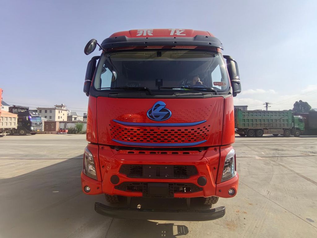600度大电量加持!工程运输就选乘龙H7 Pro 8×4纯电自卸车 - 第2张 - 提加商用车网 600度大电量加持!工程运输就选乘龙H7 Pro 8×4纯电自卸车 - 第2张
