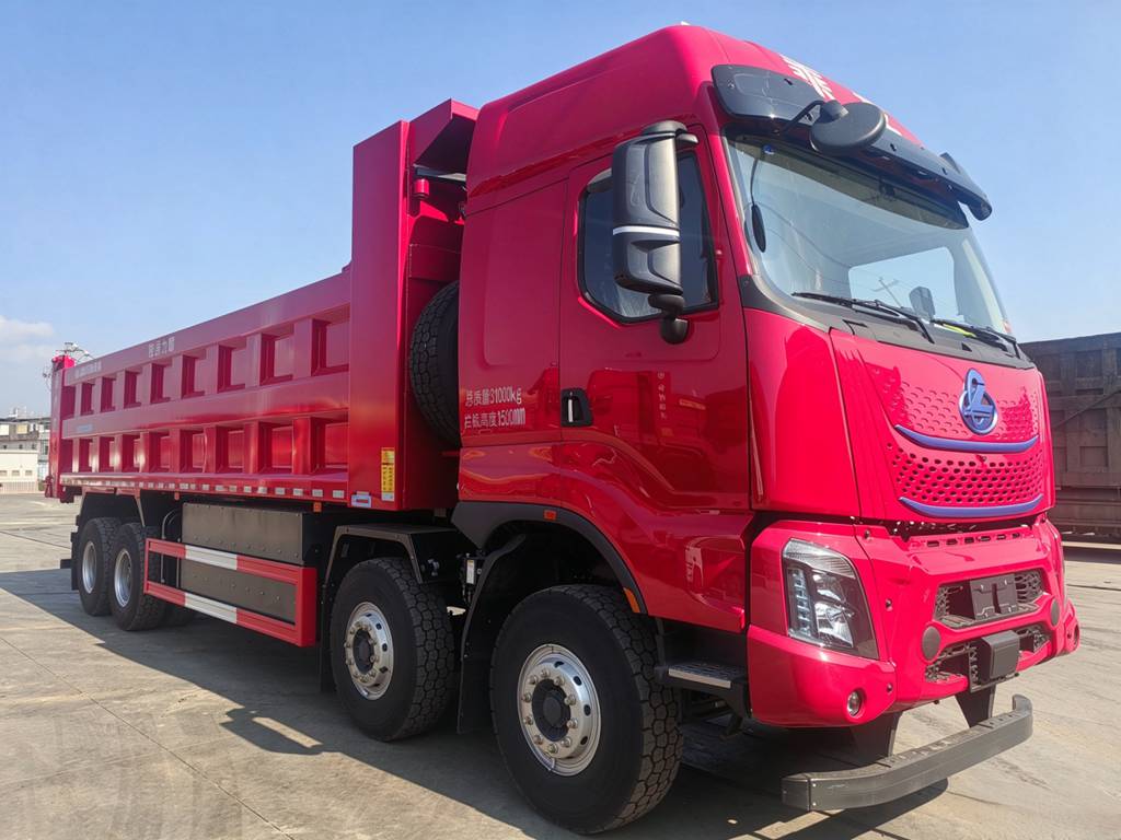 600度大电量加持!工程运输就选乘龙H7 Pro 8×4纯电自卸车 - 第3张 - 提加商用车网 600度大电量加持!工程运输就选乘龙H7 Pro 8×4纯电自卸车 - 第3张