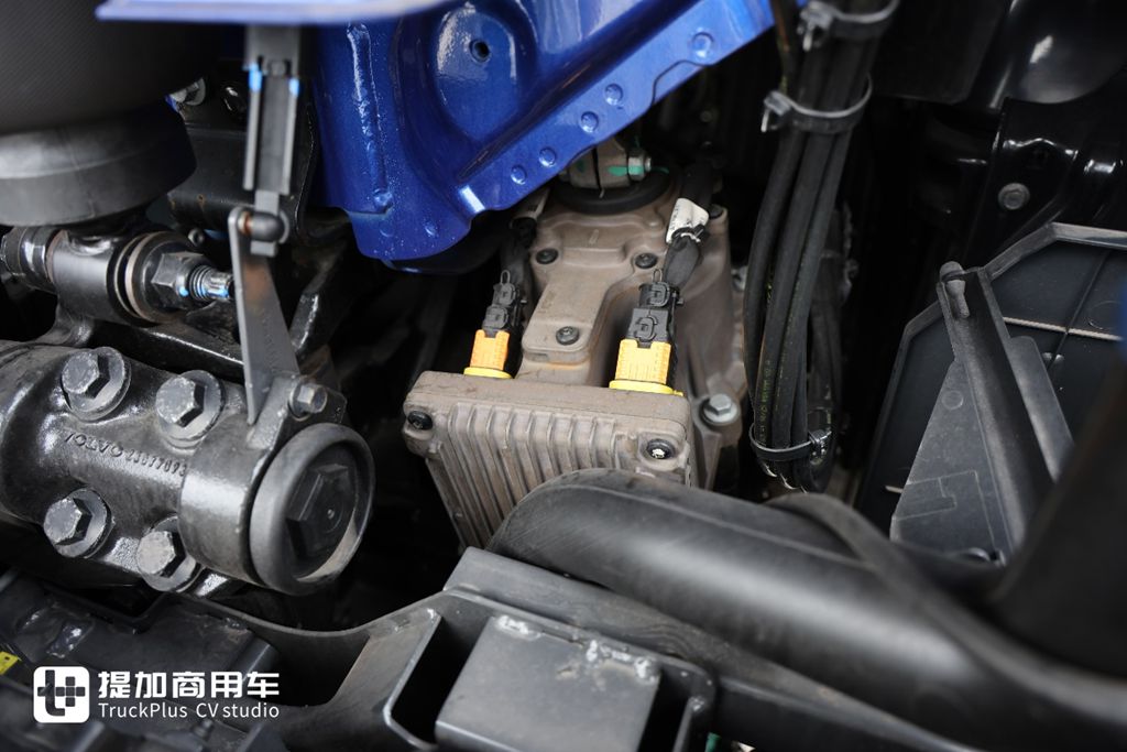 沃尔沃全新FH AERO正式进入国内,配置更加丰富,新车详细实拍 - 第36张 - 提加商用车网 沃尔沃全新FH AERO正式进入国内,配置更加丰富,新车详细实拍 - 第36张
