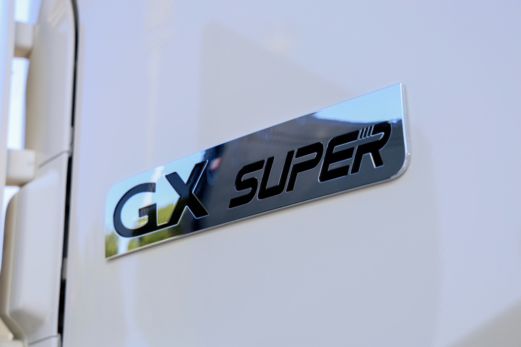跨越零碳干线的“临界点”:东风天龙GX Super氢能牵引车深度实拍 - 第3张 - 提加商用车网 跨越零碳干线的“临界点”:东风天龙GX Super氢能牵引车深度实拍 - 第3张