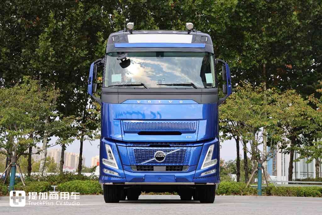 沃尔沃全新FH AERO正式进入国内,配置更加丰富,新车详细实拍 - 第2张 - 提加商用车网 沃尔沃全新FH AERO正式进入国内,配置更加丰富,新车详细实拍 - 第2张
