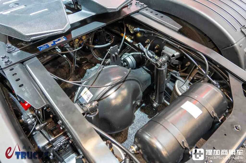 2026IAA:欧卡七雄我第八!欧洲最便宜的新卡车?福特F-MAX深度实拍评测 - 第12张 - 提加商用车网 2026IAA:欧卡七雄我第八!欧洲最便宜的新卡车?福特F-MAX深度实拍评测 - 第12张