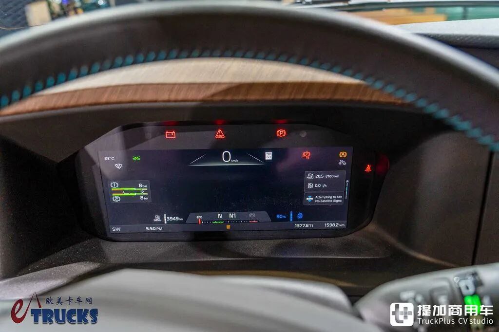 2026IAA:房车级超大生活舱!欧洲血统的美国卡车?沃尔沃VNL长头卡车实拍评测 - 第18张 - 提加商用车网 2026IAA:房车级超大生活舱!欧洲血统的美国卡车?沃尔沃VNL长头卡车实拍评测 - 第18张