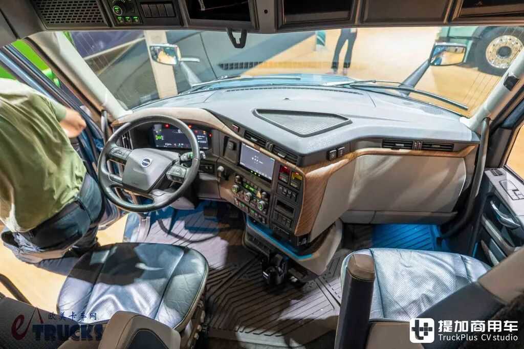 2026IAA:房车级超大生活舱!欧洲血统的美国卡车?沃尔沃VNL长头卡车实拍评测 - 第20张 - 提加商用车网 2026IAA:房车级超大生活舱!欧洲血统的美国卡车?沃尔沃VNL长头卡车实拍评测 - 第20张
