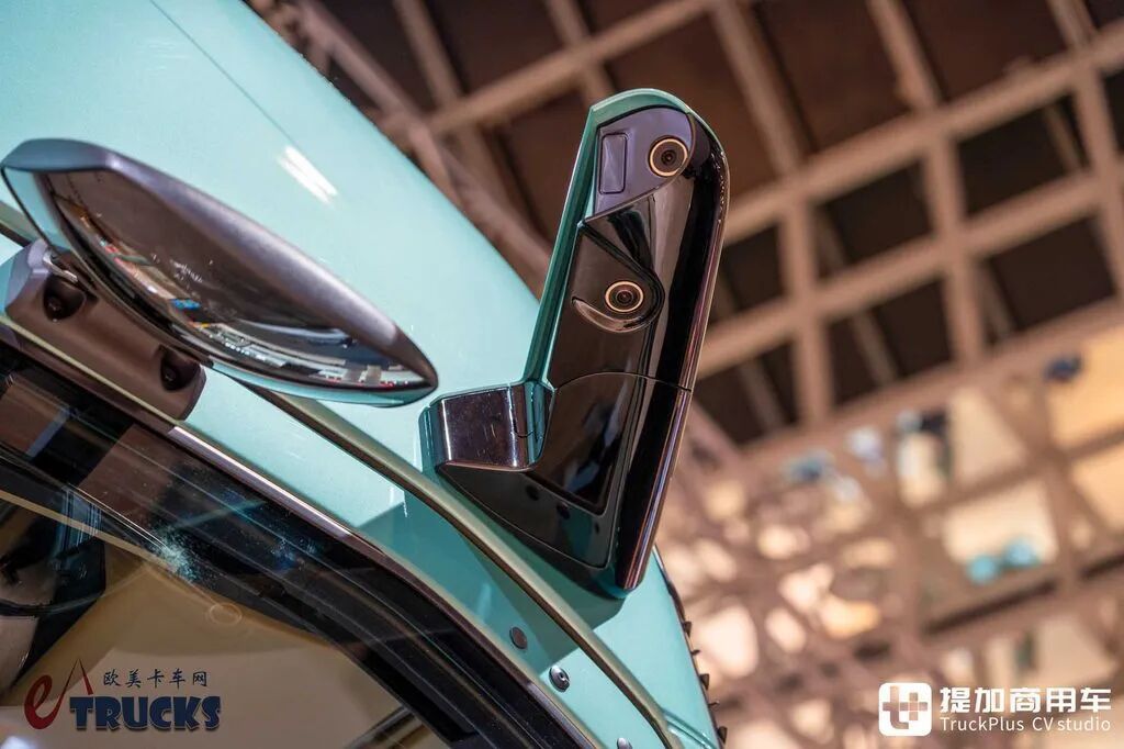 2026IAA:三星电池独苗,续航700公里?沃尔沃FH Aero长续航版电动重卡深度实拍评测 - 第9张 - 提加商用车网 2026IAA:三星电池独苗,续航700公里?沃尔沃FH Aero长续航版电动重卡深度实拍评测 - 第9张