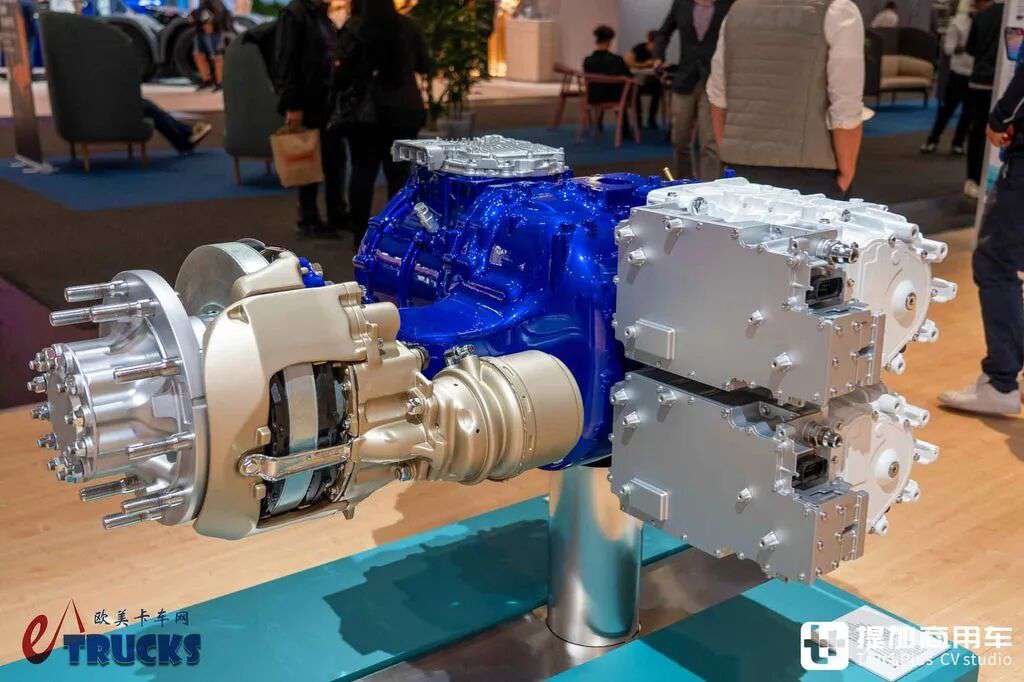 2026IAA:三星电池独苗,续航700公里?沃尔沃FH Aero长续航版电动重卡深度实拍评测 - 第11张 - 提加商用车网 2026IAA:三星电池独苗,续航700公里?沃尔沃FH Aero长续航版电动重卡深度实拍评测 - 第11张