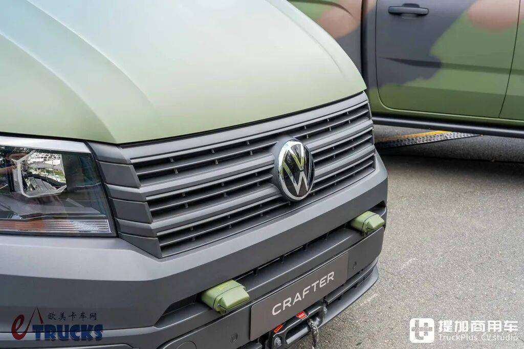 2026IAA:后排能放枪!绞盘、涉水喉全都有,军用版大众Crafter深度实拍解析 - 第5张 - 提加商用车网 2026IAA:后排能放枪!绞盘、涉水喉全都有,军用版大众Crafter深度实拍解析 - 第5张