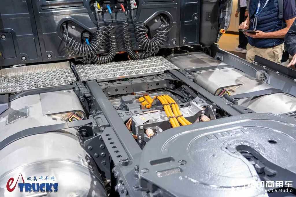 2026IAA：氢能重卡再进化，续航1000公里、加氢15分钟！奔驰NextGenH2液氢重卡深度解析 - 第14张