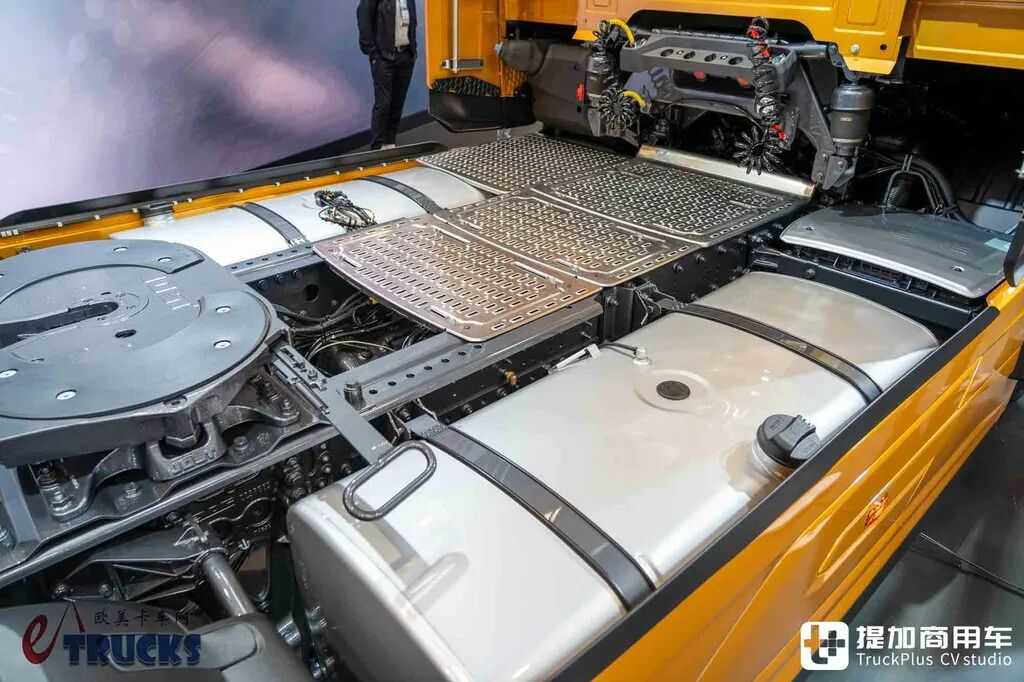 2026IAA:超大驾驶室+米勒循环发动机,无缘国内的欧洲旗舰重卡有多强?达夫XG+深度实拍评测 - 第18张 - 提加商用车网 2026IAA:超大驾驶室+米勒循环发动机,无缘国内的欧洲旗舰重卡有多强?达夫XG+深度实拍评测 - 第18张