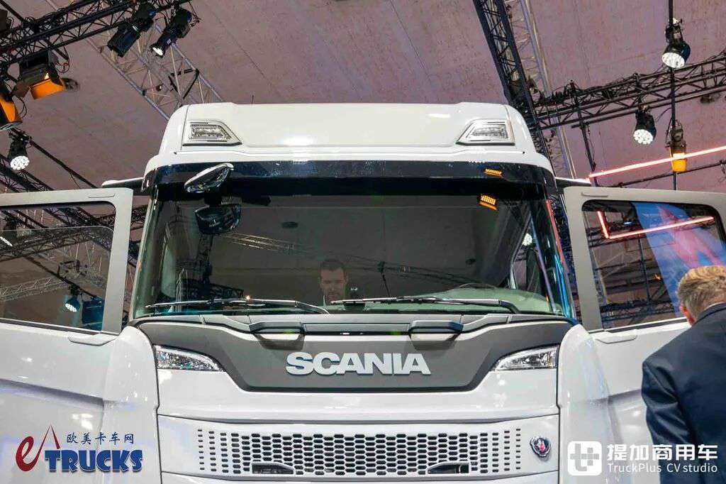 IAA2026：也有后背电池？801度电续航720公里，斯堪尼亚Dynamic 44 R电动重卡实拍评测 - 第7张