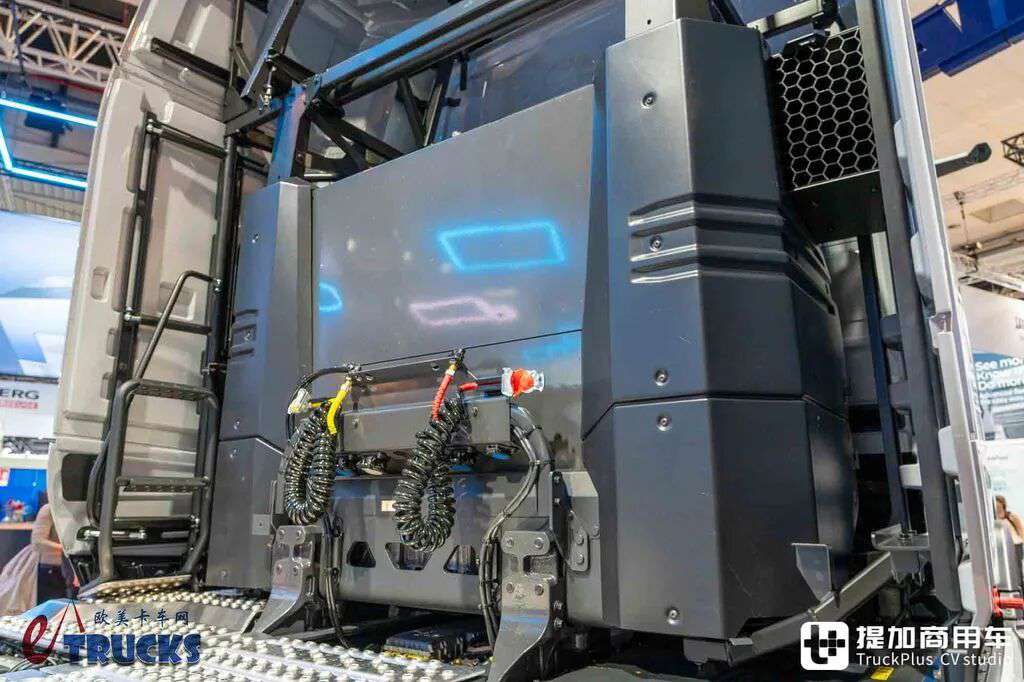 IAA2026：也有后背电池？801度电续航720公里，斯堪尼亚Dynamic 44 R电动重卡实拍评测 - 第14张