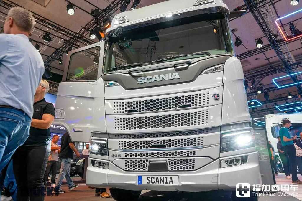 IAA2026：也有后背电池？801度电续航720公里，斯堪尼亚Dynamic 44 R电动重卡实拍评测 - 第25张