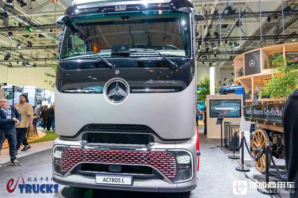 2026IAA:跨越130年的移动博物馆!奔驰Actros L“130 Years Trucks Edition”特别版卡车实拍评测 - 第2张 - 提加商用车网 2026IAA:跨越130年的移动博物馆!奔驰Actros L“130 Years Trucks Edition”特别版卡车实拍评测 - 第2张