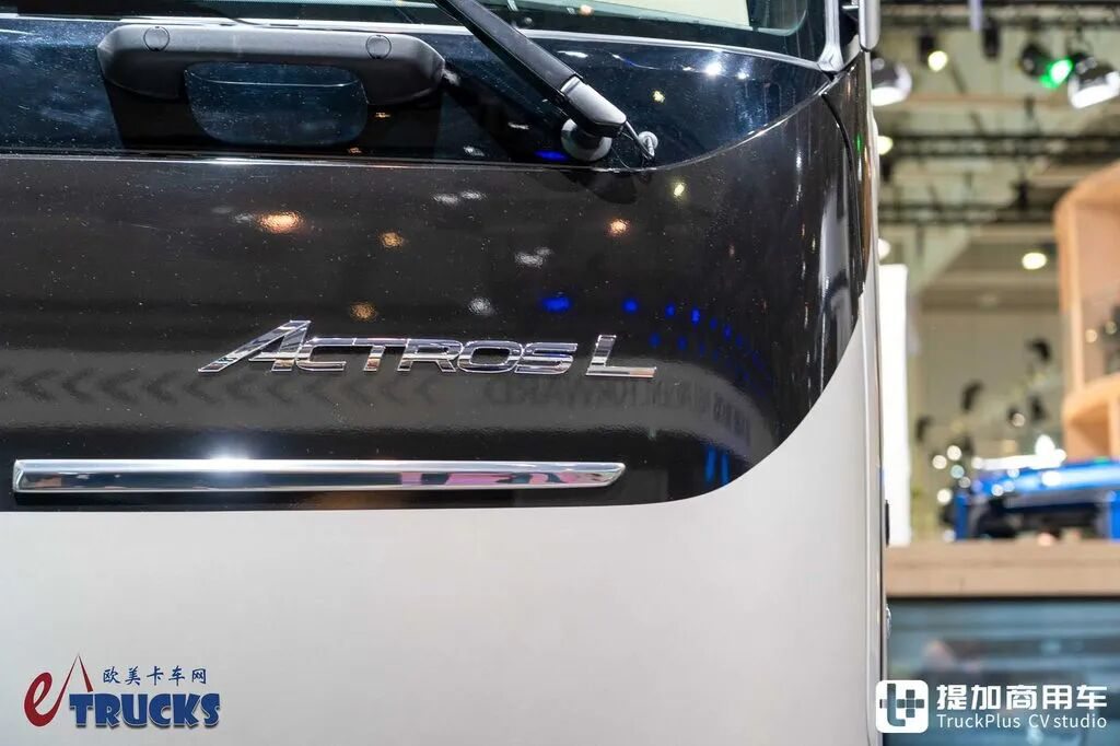 2026IAA:跨越130年的移动博物馆!奔驰Actros L“130 Years Trucks Edition”特别版卡车实拍评测 - 第5张 - 提加商用车网 2026IAA:跨越130年的移动博物馆!奔驰Actros L“130 Years Trucks Edition”特别版卡车实拍评测 - 第5张