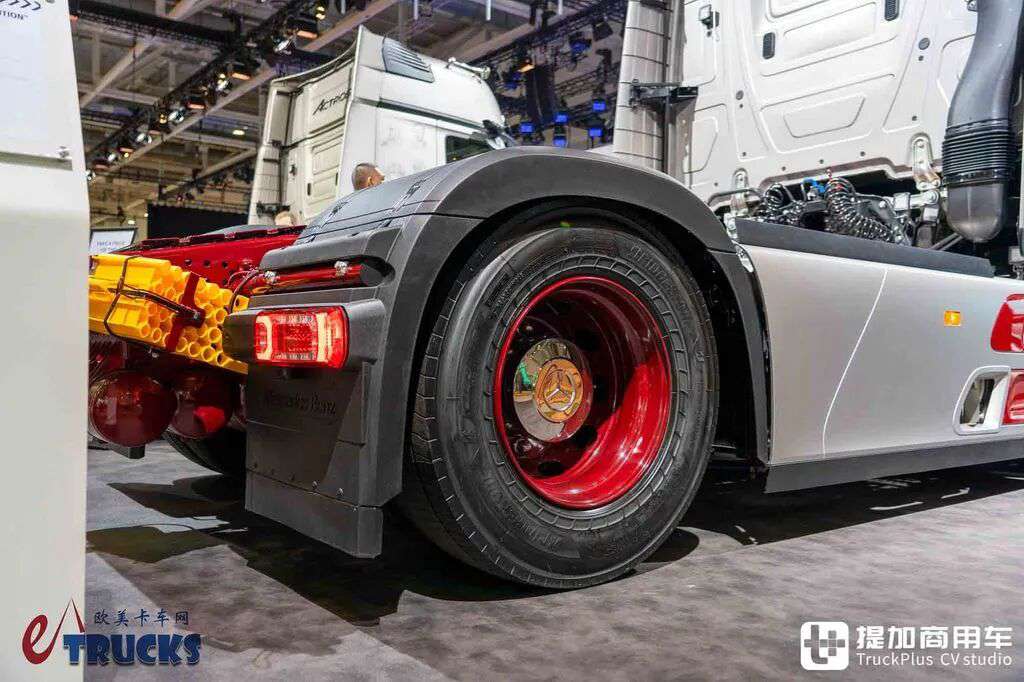 2026IAA:跨越130年的移动博物馆!奔驰Actros L“130 Years Trucks Edition”特别版卡车实拍评测 - 第18张 - 提加商用车网 2026IAA:跨越130年的移动博物馆!奔驰Actros L“130 Years Trucks Edition”特别版卡车实拍评测 - 第18张