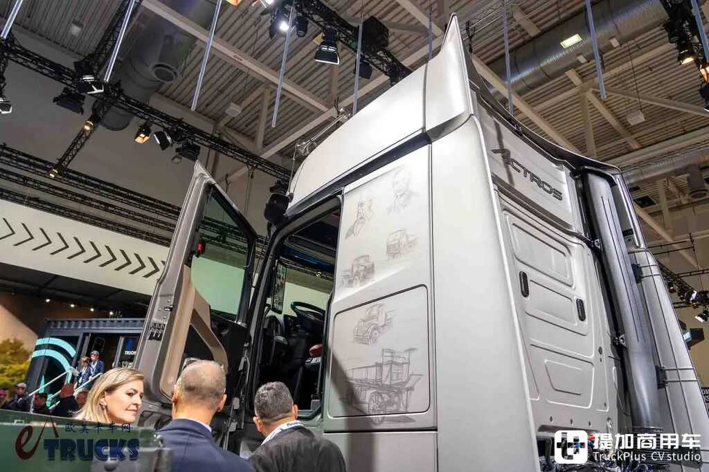 2026IAA:跨越130年的移动博物馆!奔驰Actros L“130 Years Trucks Edition”特别版卡车实拍评测 - 第21张 - 提加商用车网 2026IAA:跨越130年的移动博物馆!奔驰Actros L“130 Years Trucks Edition”特别版卡车实拍评测 - 第21张