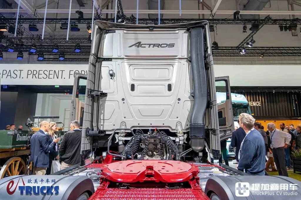 2026IAA:跨越130年的移动博物馆!奔驰Actros L“130 Years Trucks Edition”特别版卡车实拍评测 - 第30张 - 提加商用车网 2026IAA:跨越130年的移动博物馆!奔驰Actros L“130 Years Trucks Edition”特别版卡车实拍评测 - 第30张