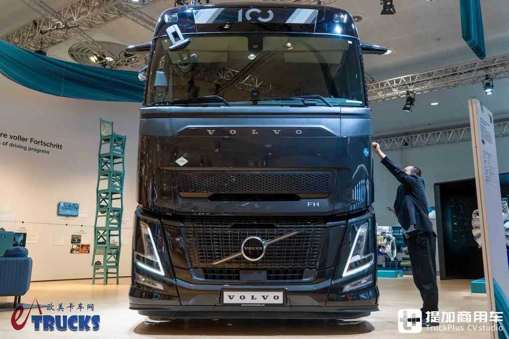 2026IAA:沃尔沃也有奶瓶车?还是柴油天然气混烧!FH Aero LNG百年纪念版深度实拍评测 - 第24张 - 提加商用车网 2026IAA:沃尔沃也有奶瓶车?还是柴油天然气混烧!FH Aero LNG百年纪念版深度实拍评测 - 第24张