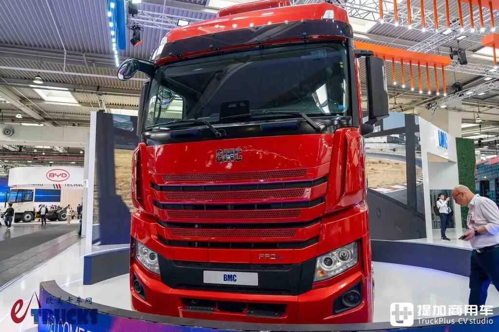 2026IAA：江淮格尔发K7换个车标就成欧洲旗舰？土耳其BMC ProL牵引车实拍 - 第2张
