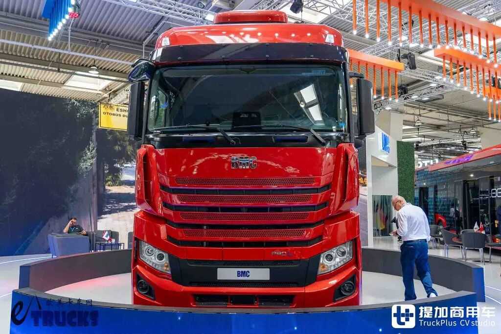2026IAA：江淮格尔发K7换个车标就成欧洲旗舰？土耳其BMC ProL牵引车实拍 - 第4张