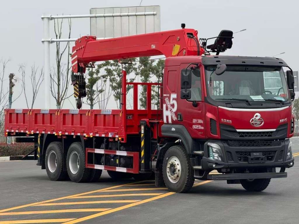 鲜乘直通车 | 能跑能吊能装，接单更有底气 —— 乘龙H5随车吊为创富而来 - 第3张