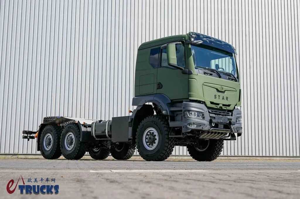 它是“换皮”版本的曼恩TGS?波兰自主的6×6军用卡车,STAR 33.440牵引车实拍 - 第4张 - 提加商用车网 它是“换皮”版本的曼恩TGS?波兰自主的6×6军用卡车,STAR 33.440牵引车实拍 - 第4张