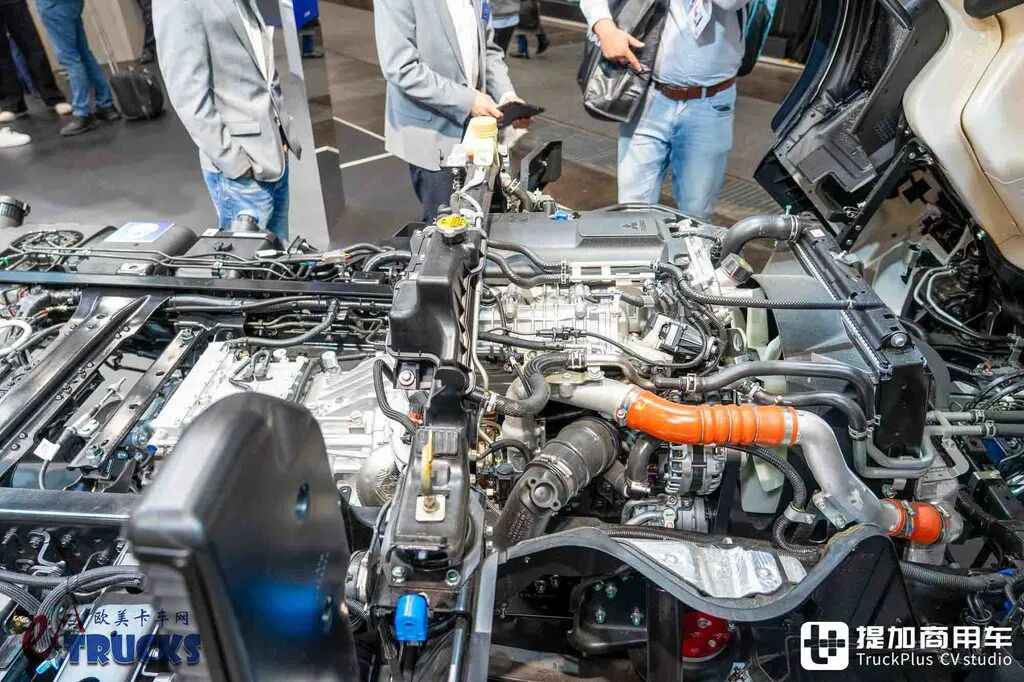 2026IAA:平头、全空气悬挂,这台日本轻卡在欧洲凭什么稀缺?三菱扶桑Canter深度实拍评测 - 第23张 - 提加商用车网 2026IAA:平头、全空气悬挂,这台日本轻卡在欧洲凭什么稀缺?三菱扶桑Canter深度实拍评测 - 第23张