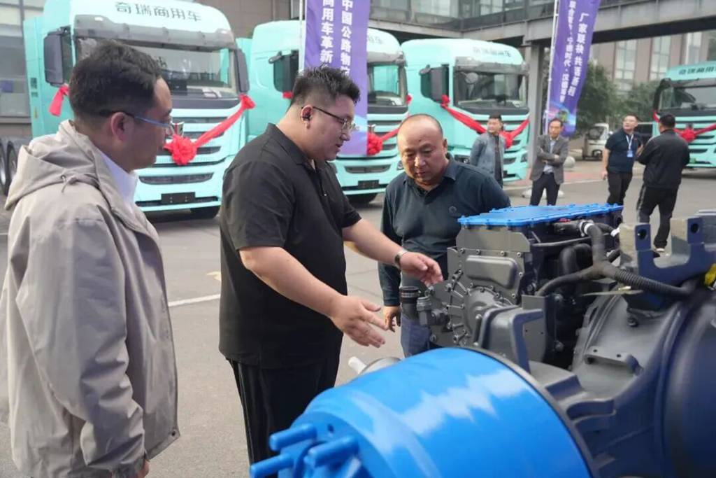 【汉德播报】批量交付，实力鉴证！汉德车桥受邀出席联合重卡×河南辕隆新能源重卡交付仪式！ - 第2张