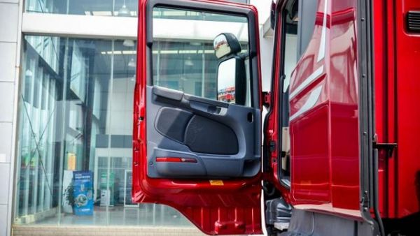 世界第一卡车驾乘舒适吗?斯堪尼亚入华50周年纪念版内饰实拍