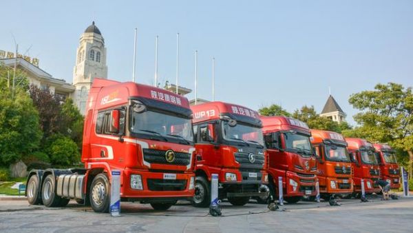 600马力牵引车，自动挡电动自卸车，陕汽重卡年中会车型抢先看