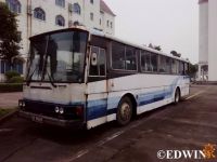 80年代红极一时的公务大巴，实拍日产柴U31N