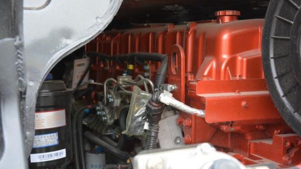 3D打印都已经应用 玉柴发动机工厂现在这么高科技?