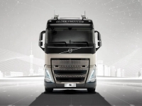 沃尔沃本土化的FH旗舰牵引车，即将在进博会上首发亮相